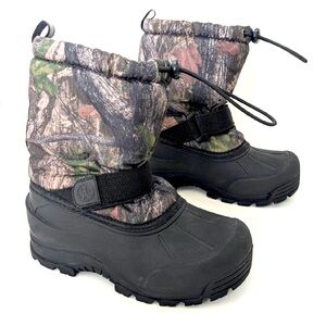 VGUC Northside snow boots size 1 little boys